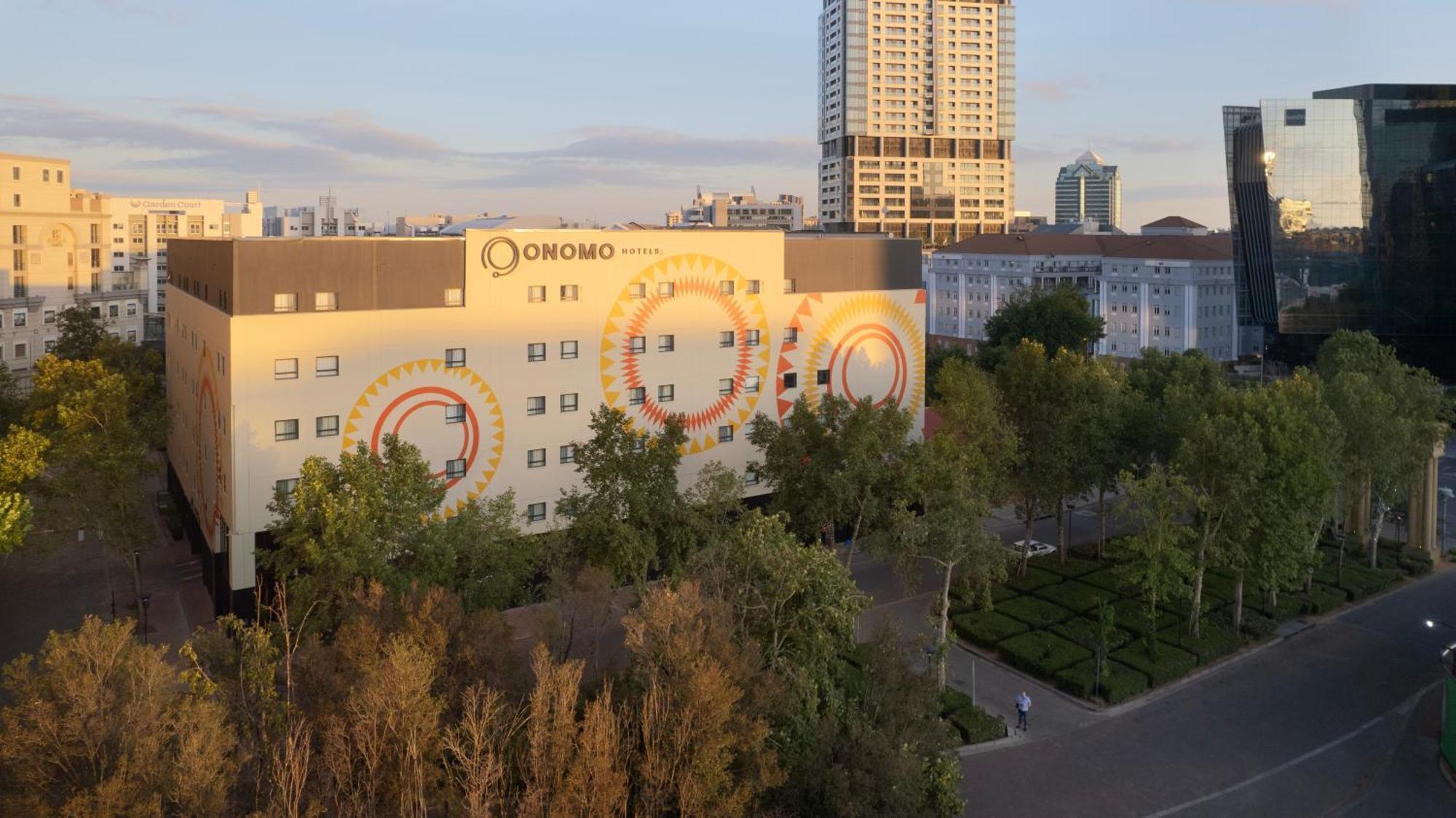 Onomo Hotel Johannesburg Sandton Exterior foto
